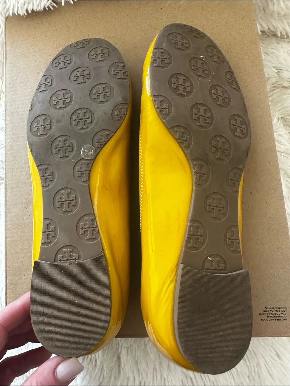 Tory Burch Reva Ballet Flats Mustard Yellow Patent Leather Logo Women’s Size 8.5